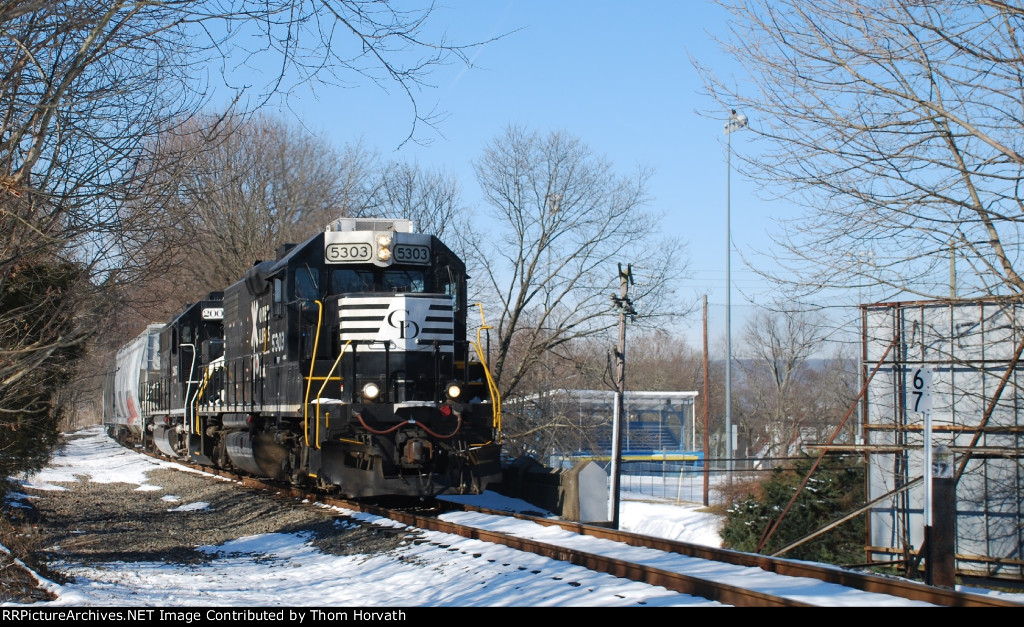 RP1 brings passes over Route 31 with twenty-five cars at WASS MP 67